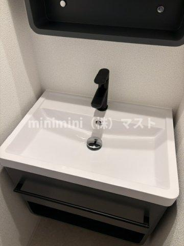セレニテ難波西アリエの洗面所