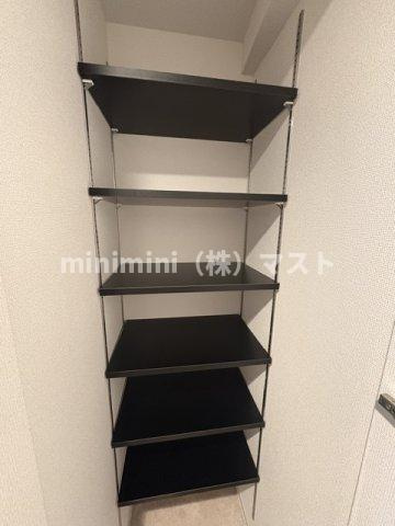 セレニテ難波西アリエの収納