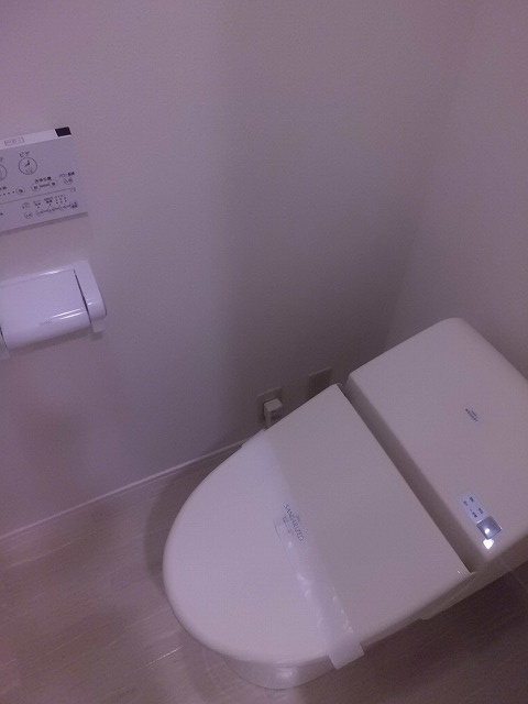 世田谷区桜丘２丁目の賃貸マンションのトイレ|ウォシュレット付きのトイレです！