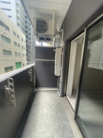 【バルコニー】セレニテ神戸元町クレア