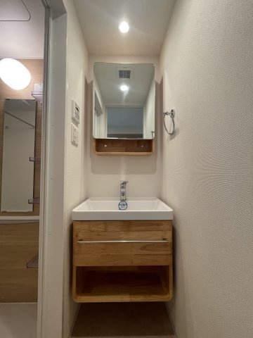 【洗面所】セレニテ神戸元町クレア