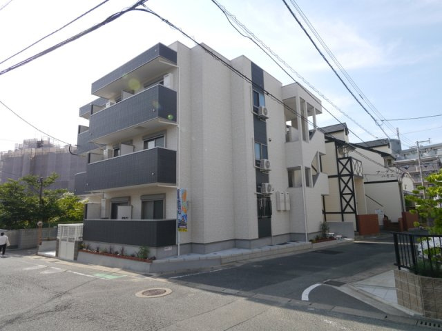Litera IBK 香椎東の外観