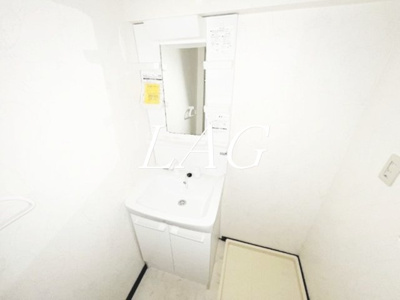 【洗面所】 | リアライズ市川原木 | 洗面台です。