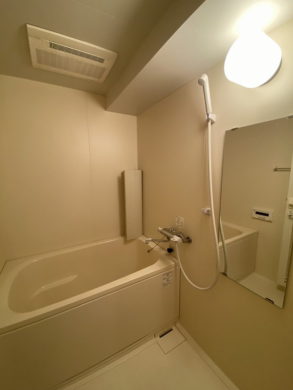 グランガーデン足代新町の浴室
