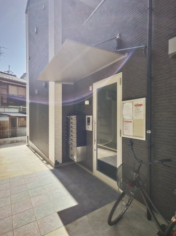ドムス寝屋川のロビー