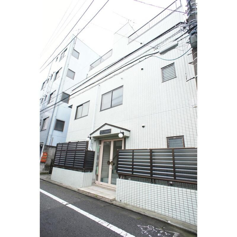 ラフィーネ学芸大学の外観