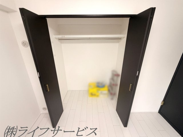 【収納】 | シャルマンコーポ塚本 | 洋室７.７帖／クローゼット有