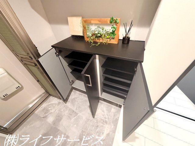 【玄関】 | シャルマンコーポ塚本 | 玄関／シューズボックス有