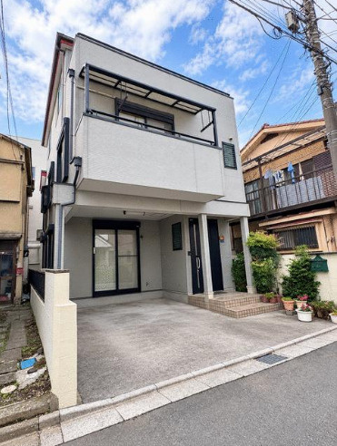 中古/朝志ヶ丘3丁目の前面道路含む現地写真|駐車場あり（車種による）