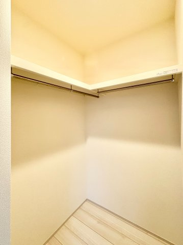 《仲介手数料半額》北本市中丸7丁目全12棟　11号棟の収納|WIC