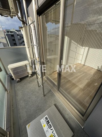 【バルコニー】セレニテ神戸元町クレア