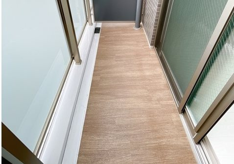 世田谷区経堂３丁目の賃貸マンションのバルコニー
