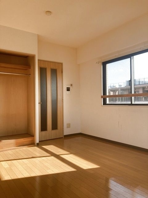 クレール目黒の居間・リビング