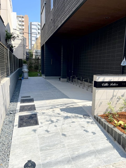 Villa Feliceのエントランス|★アプローチ★