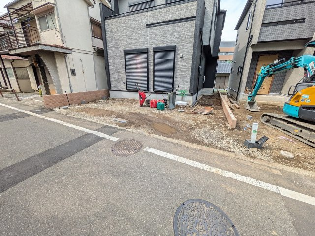 八王子市　万町　新築一戸建ての駐車場|～カースペースは1台分～