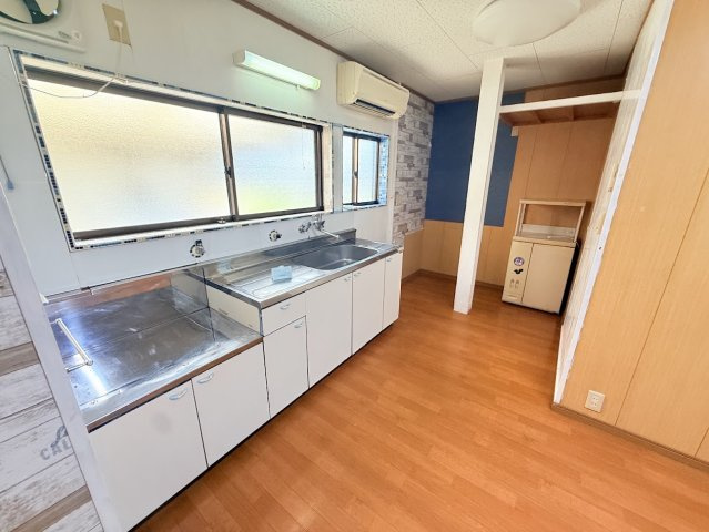 上富田町朝来_平屋戸建て賃貸物件のキッチン
