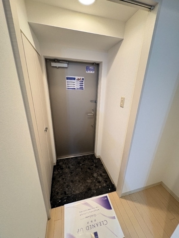 新品家具付きマンション日本橋本町7(KaGood東京)の玄関