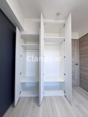 パレステージ六町Ⅳの収納|ドキドキの新生活も、安心してスタート。ぴったりの住まいを見つけませんか？クランディアが一緒に住まい選びをサポートします‼　まずは、お気軽にお問合せください　＃クランディア