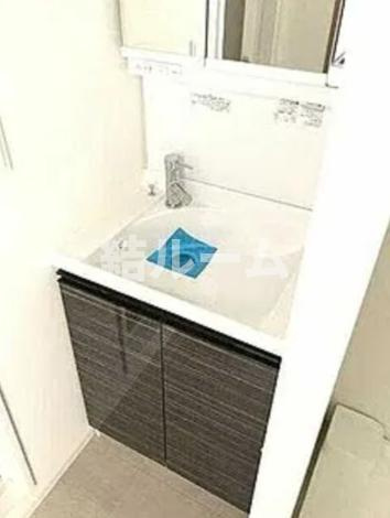 北区志茂３丁目の賃貸マンションの洗面所