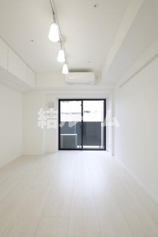 豊島区東池袋２丁目の賃貸マンションの居間・リビング