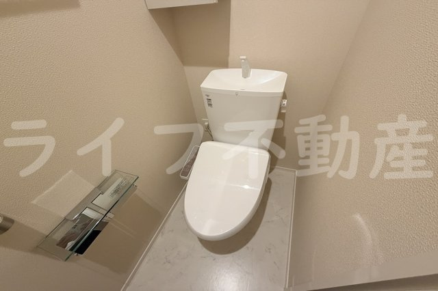 ウエスタンハイツ18のトイレ|落ち着いたトイレです