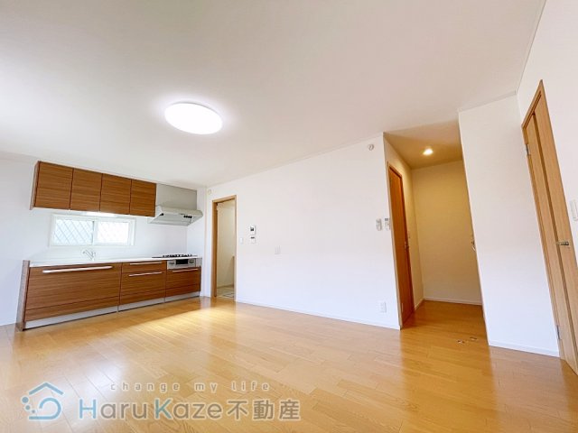 【居間・リビング】 | 元八事2丁目貸家【名古屋市賃貸・戸建賃貸】