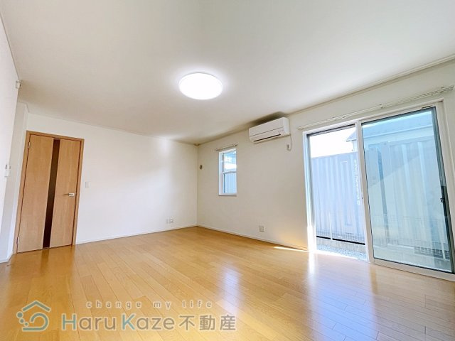 【居間・リビング】 | 元八事2丁目貸家【名古屋市賃貸・戸建賃貸】