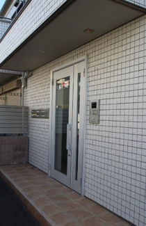 【エントランス】 | ウィステリア篠崎