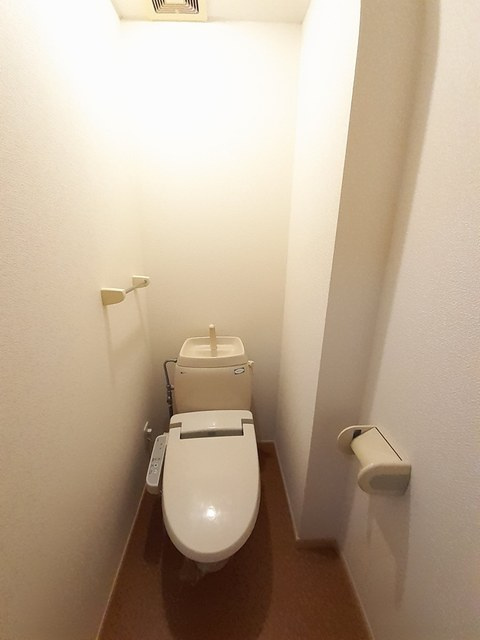 プリオール実丸Bのトイレ|シンプルで使いやすいトイレです