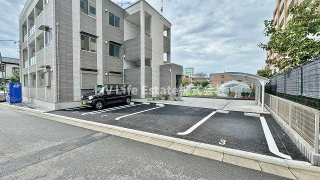 スライヴの駐車場