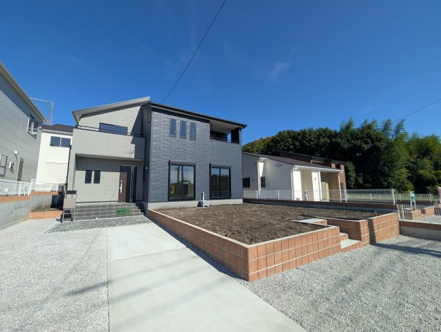 【間取り】 | リーブルガーデン.S渋川市第17金井ー③ | 110坪敷地に建つ建坪ゆとりの37坪4LDK住宅！
シューズクロークやウォークインクローゼット完備！
