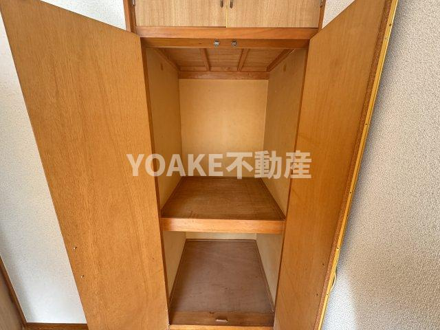 アベリアクレストAの収納|別号室の写真となります。現況優先。
