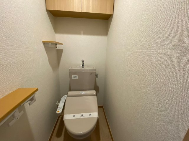 練馬区豊玉南１丁目の賃貸マンションのトイレ|コンパクトで使いやすいトイレです