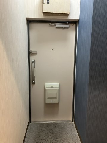 【玄関】 | 梅島コーポ | 玄関は広く作られています。