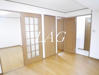【居間・リビング】 | マスターズ大森西 | 洋室のお部屋です。
