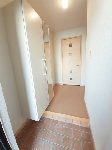 【玄関】 | シェ　モア　Ⅰ