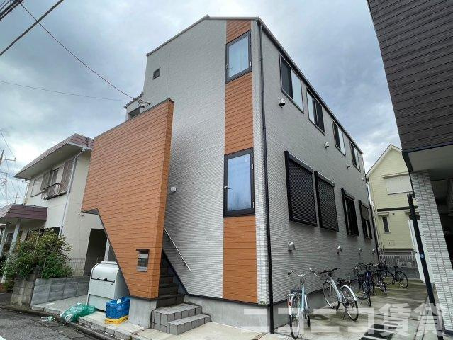 足立区西綾瀬３丁目のアパートの外観