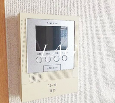 【セキュリティ】 | ハイツ大室 | モニター付きインターホンです。