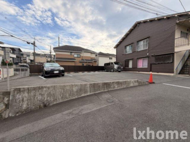 舟橋コーポの駐車場