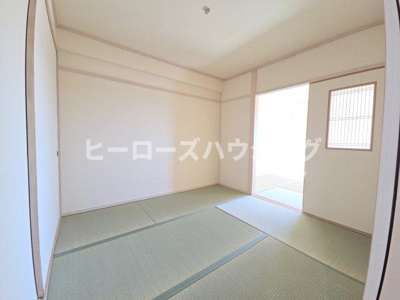 【内装】 | ゼフィールサカ