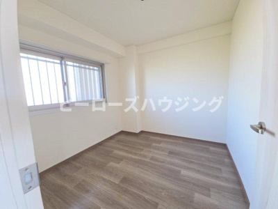 【寝室】 | ゼフィールサカ