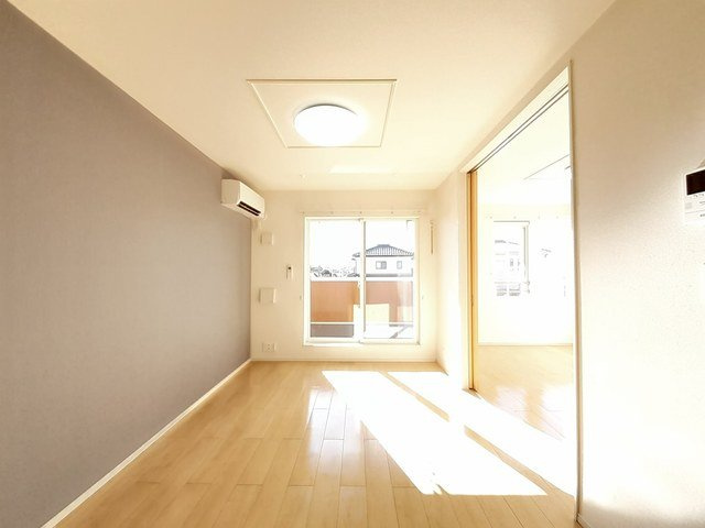 【居間・リビング】 | フィオーレ　ツヴァイ | 居間です