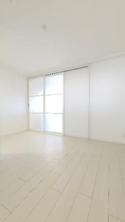 マンション雅叙苑１号棟の寝室