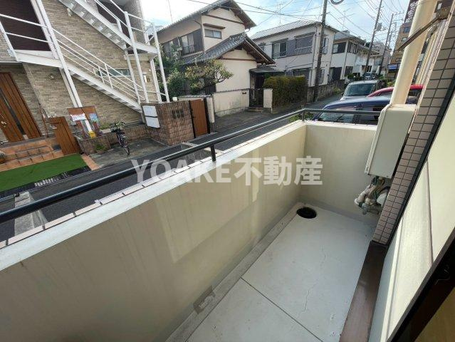 ジュネ相模原のバルコニー
