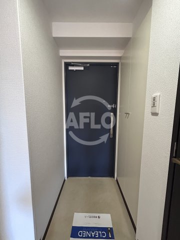 ファーストワン江坂の玄関|ファーストワン江坂　玄関