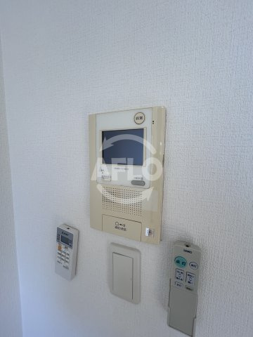 ファーストワン江坂のセキュリティ|ファーストワン江坂　モニター付きインターホン