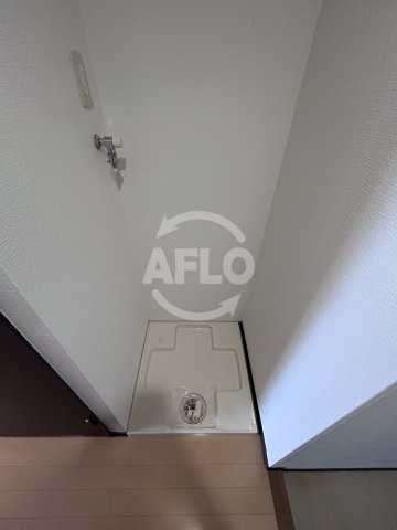ファーストワン江坂の洗面所|ファーストワン江坂　洗濯パン