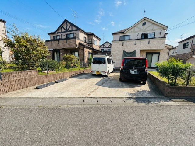 取手市紫水　中古戸建ての駐車場|※一部CG加工しております