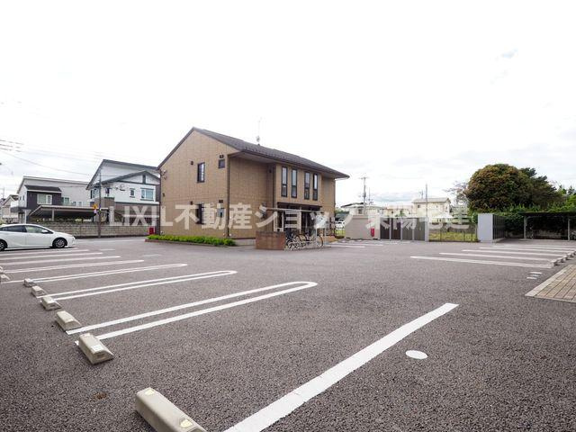 【駐車場】