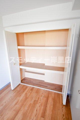 ノアーズアーク住之江の収納